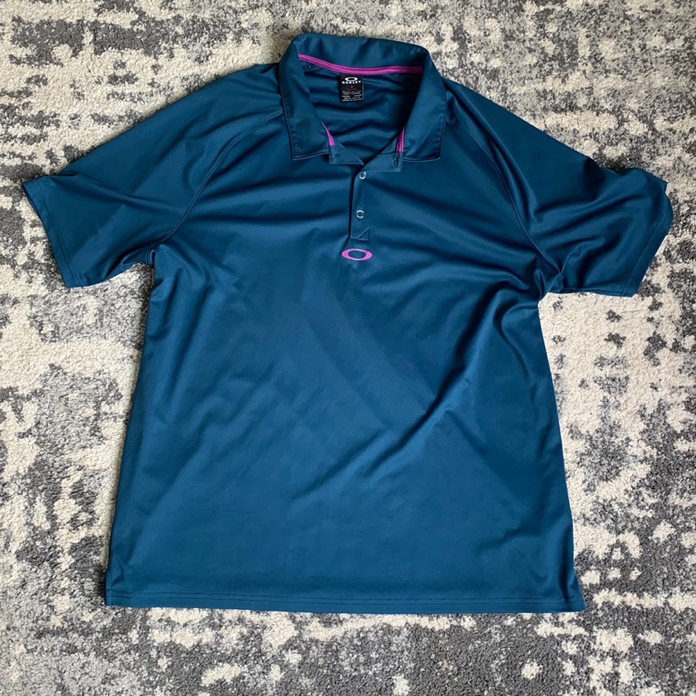 Mens Oakley shirt
